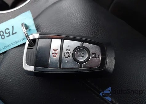 2018 Ford Mustang Ecoboost z USA, uszkodzony, nr VIN 1FA6P8TH2J5172160